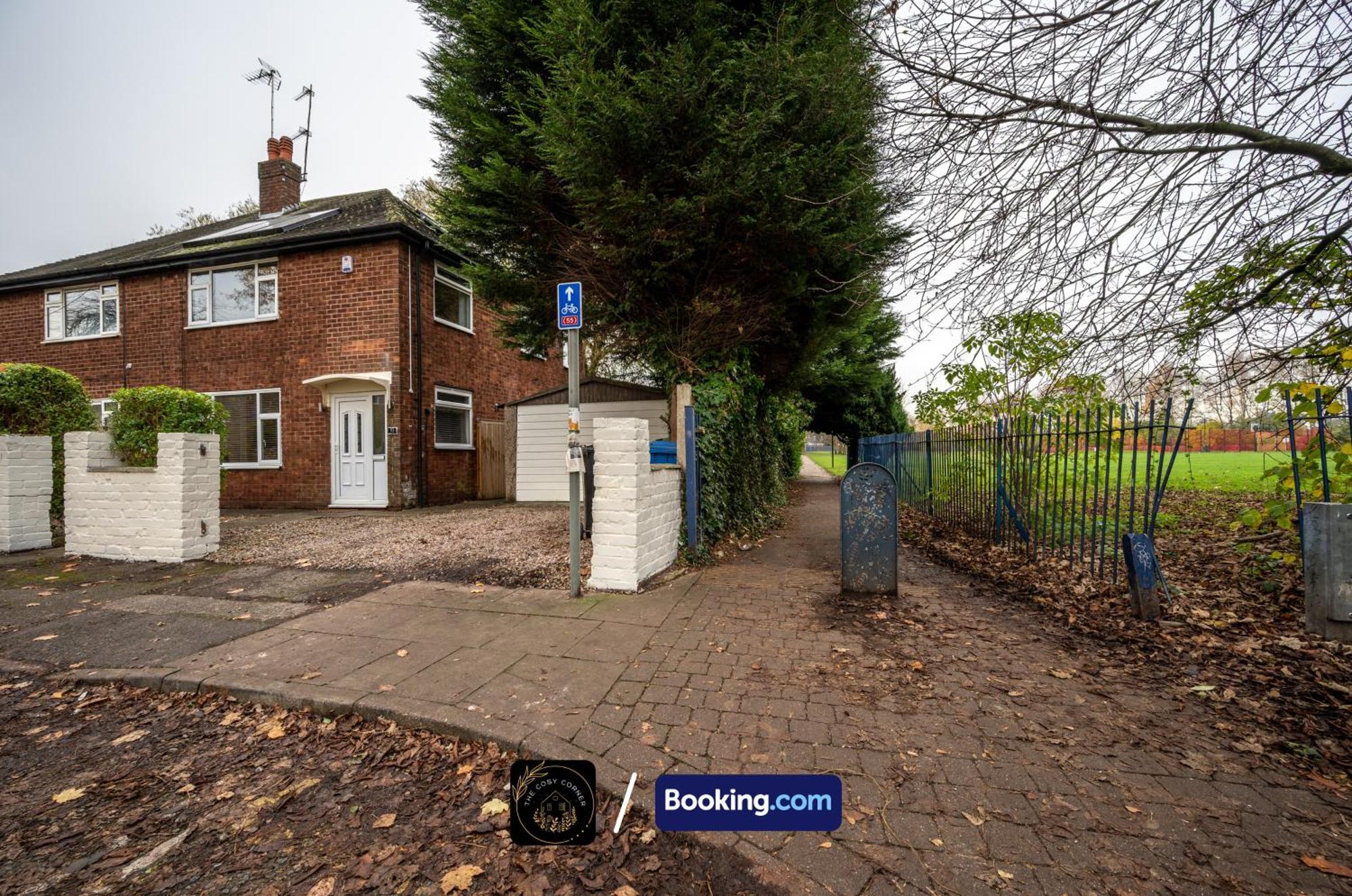 曼彻斯特Cosy 3-Bed House, Garden & Free Parking In Stretford公寓 外观 照片